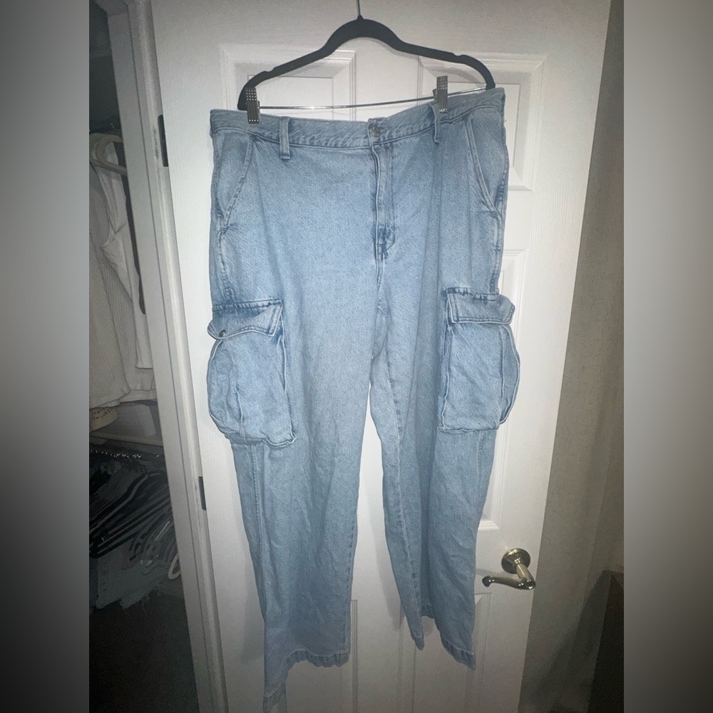 Madewell size 33 Low-Slung Cargo Denim Jeans